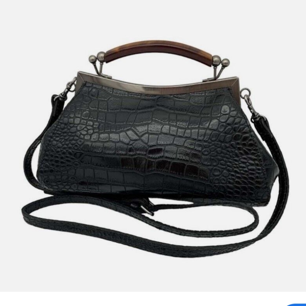 Patricia Nash Kelmscott Kisslock crossbody bag.